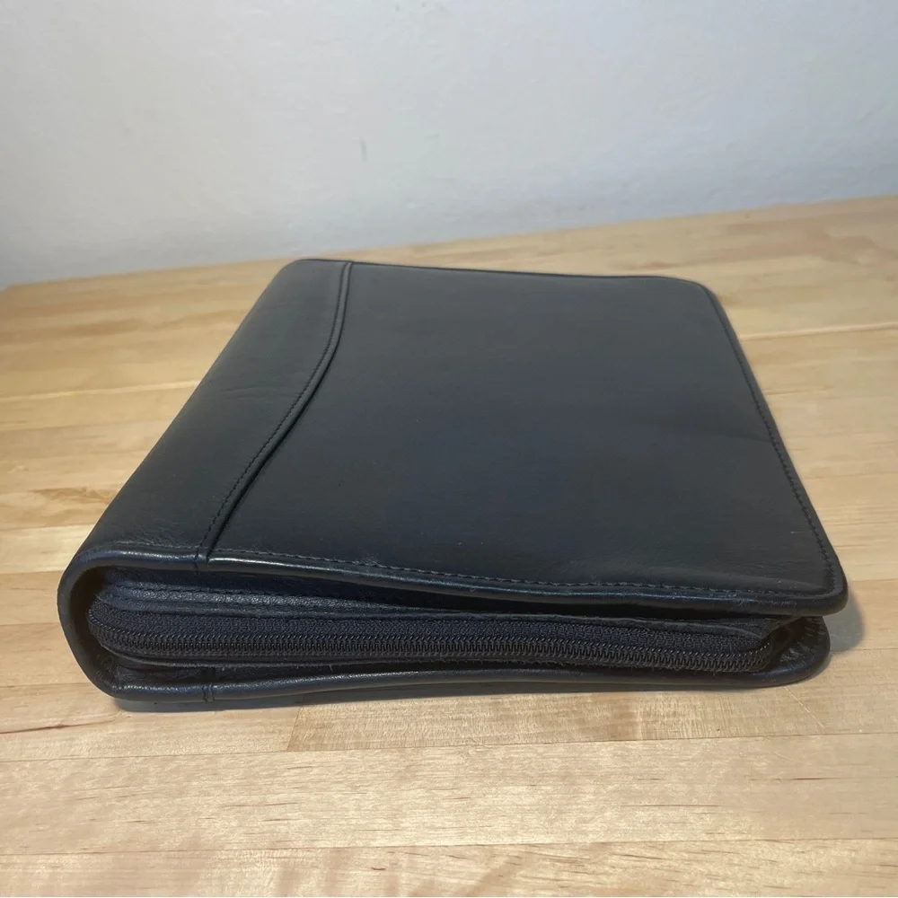 Kirkland Signature Genuine Leather Zip Binder Planner Organizer Portfolio Black